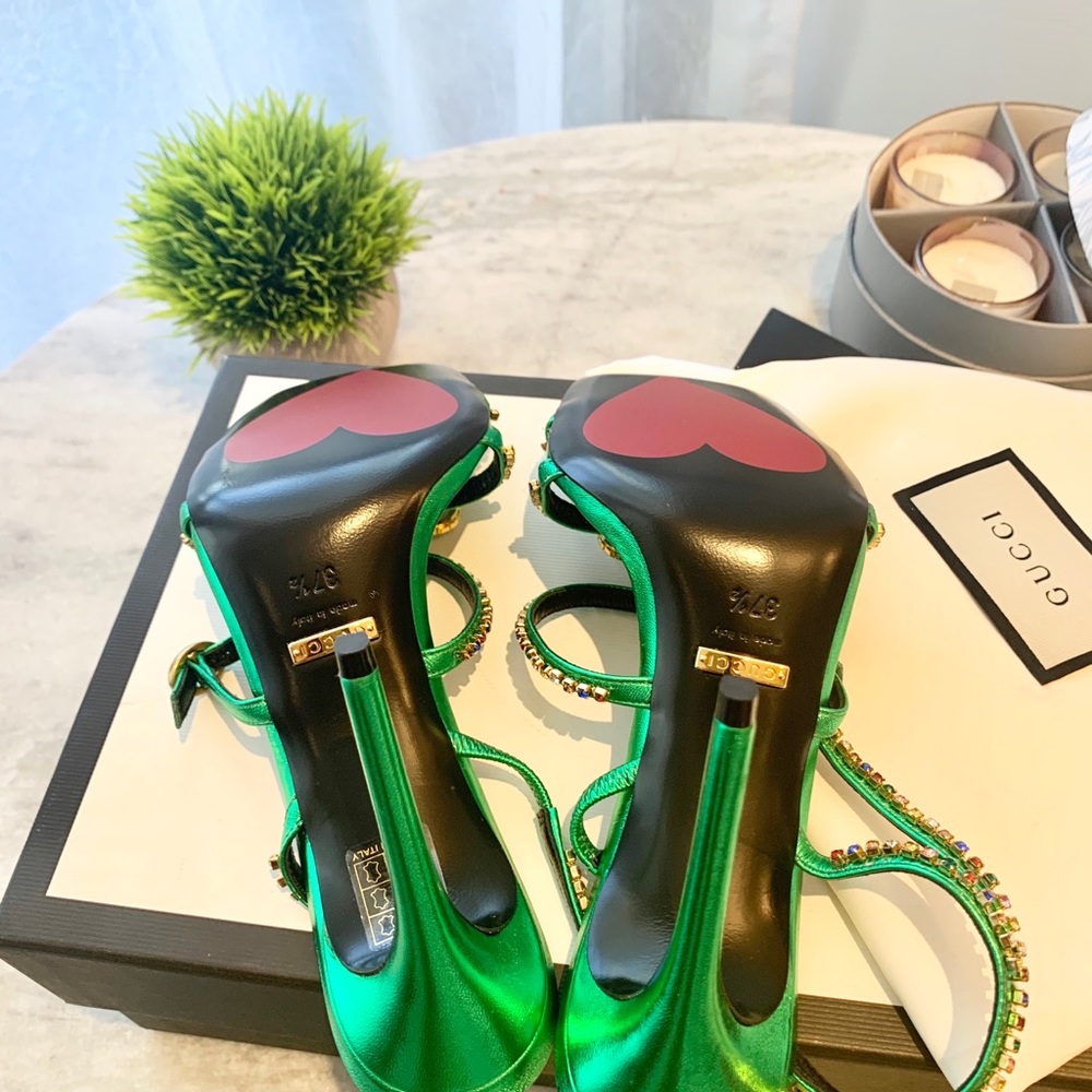 ❌SOLD❌Gucci Carmen Crystal-Embellished Metallic Leather Sandals In Jasmine Green - Picture 7 of 11